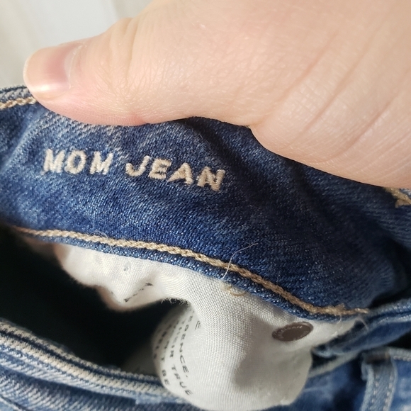 American Eagle Stretch Mom‎ Jeans Shredded Blue Size 4 - Picture 9 of 11